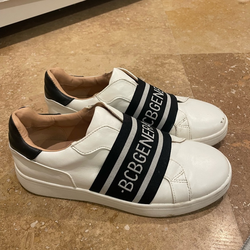 Bcbgeneration Obie Womens Logo Slip on Fashion Sneakers